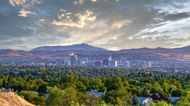 A cloudy sunset photo of the Reno skyline in northern Nevada